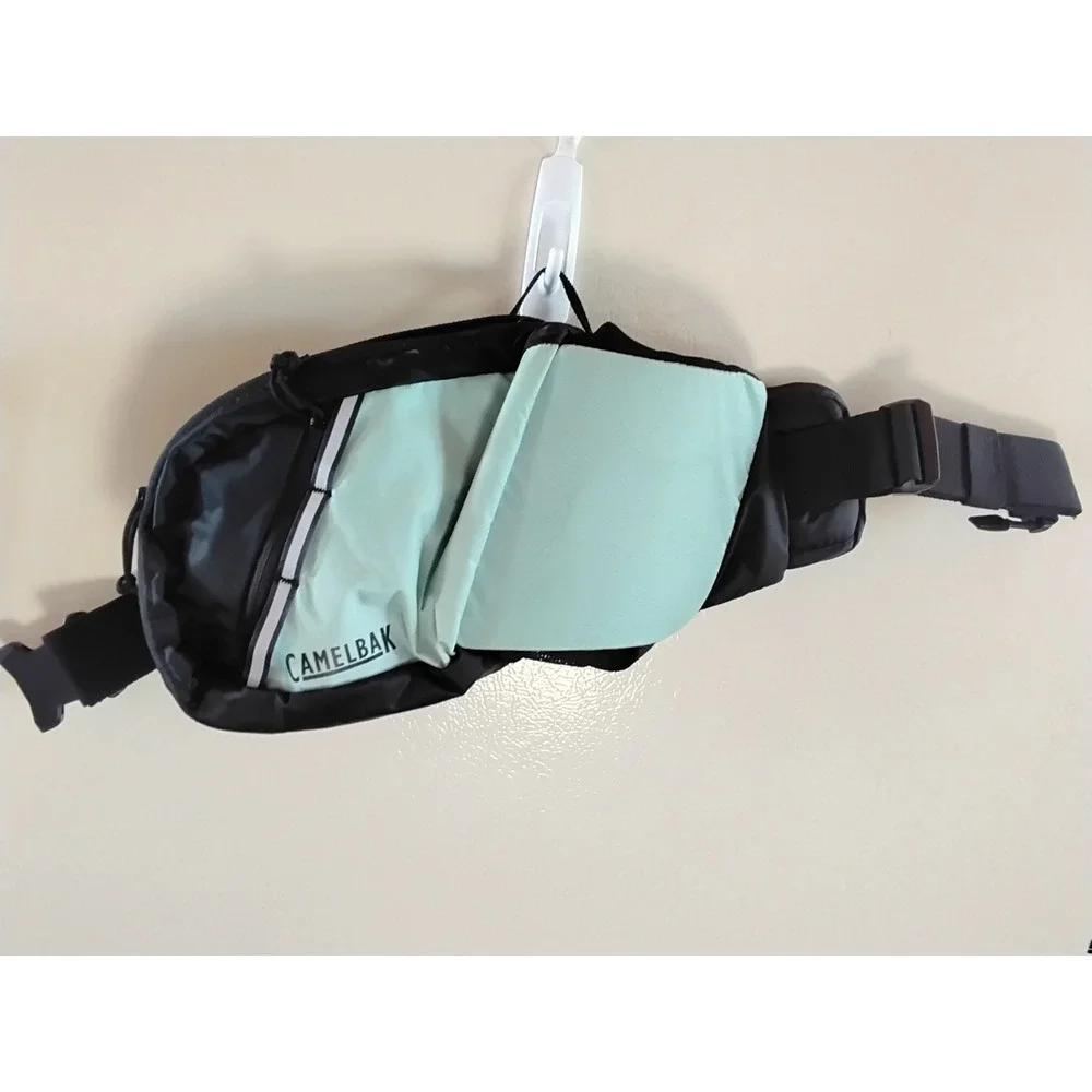 CamelBak Podium Flow Belt Hydration Waist Pack Mint Green Water Bottle Bag NWOT